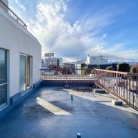 杉並区和泉の賃貸物件/ルーフバルコニー。人目を気にせずのびのび使えます