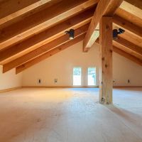 三鷹市井の頭の賃貸物件/ロフトは12㎡ほどの広さ。立つことは難しい天井高ですが、荷物を置いたり、ゴロリとしたり、