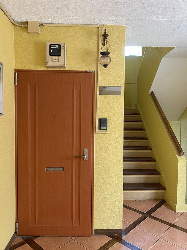 港区白金の賃貸物件/パリのアパルトマンのような共用部