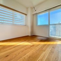 杉並区西荻北の売買物件/東側にも窓があるため、朝から明るく過ごせそう