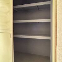 横浜市港北区篠原東の賃貸物件/鍵付きの外収納。アウトドア派の方には心強い味方