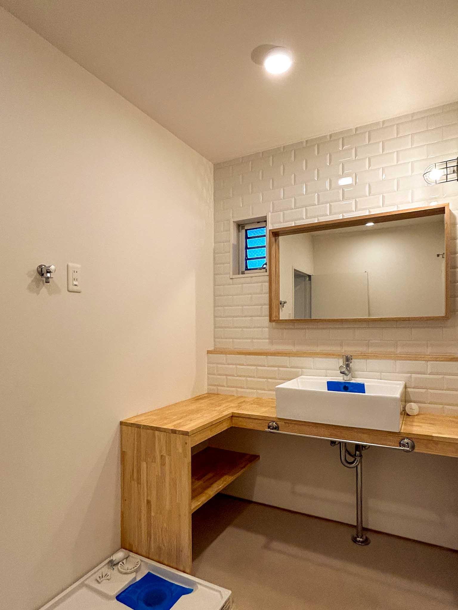 横浜市港北区篠原東の賃貸物件/木質で雰囲気のいい洗面脱衣室