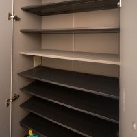 東京都港区白金台の賃貸物件/容量大きめの靴棚