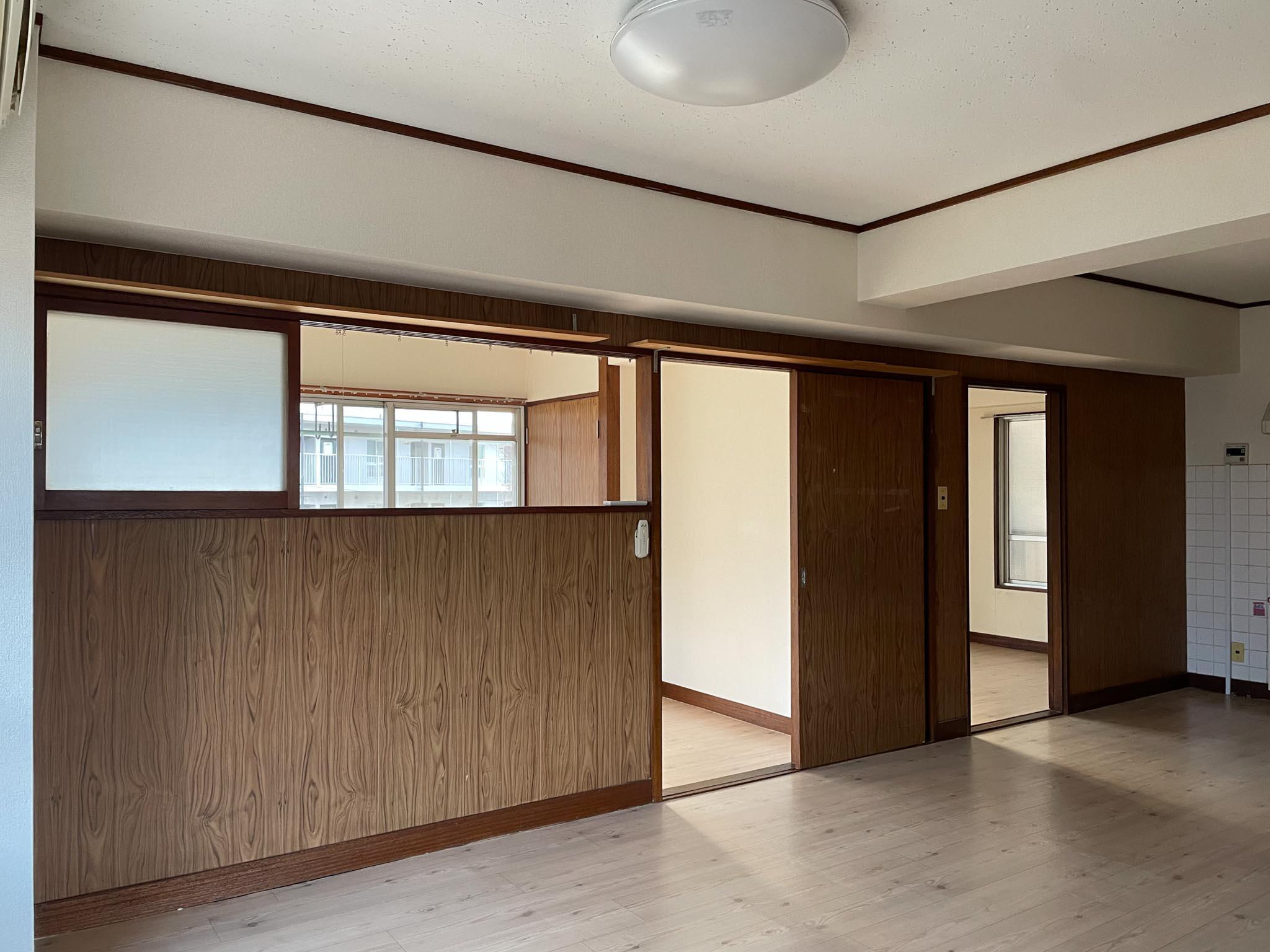 杉並区高井戸西の賃貸物件/小窓が着いた内壁も。