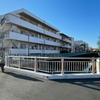 杉並区高井戸西の賃貸物件/外観を北側から。すぐ北に神田川が流れます