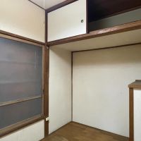 中野区本町の賃貸物件/1F：玄関横に3畳の納戸