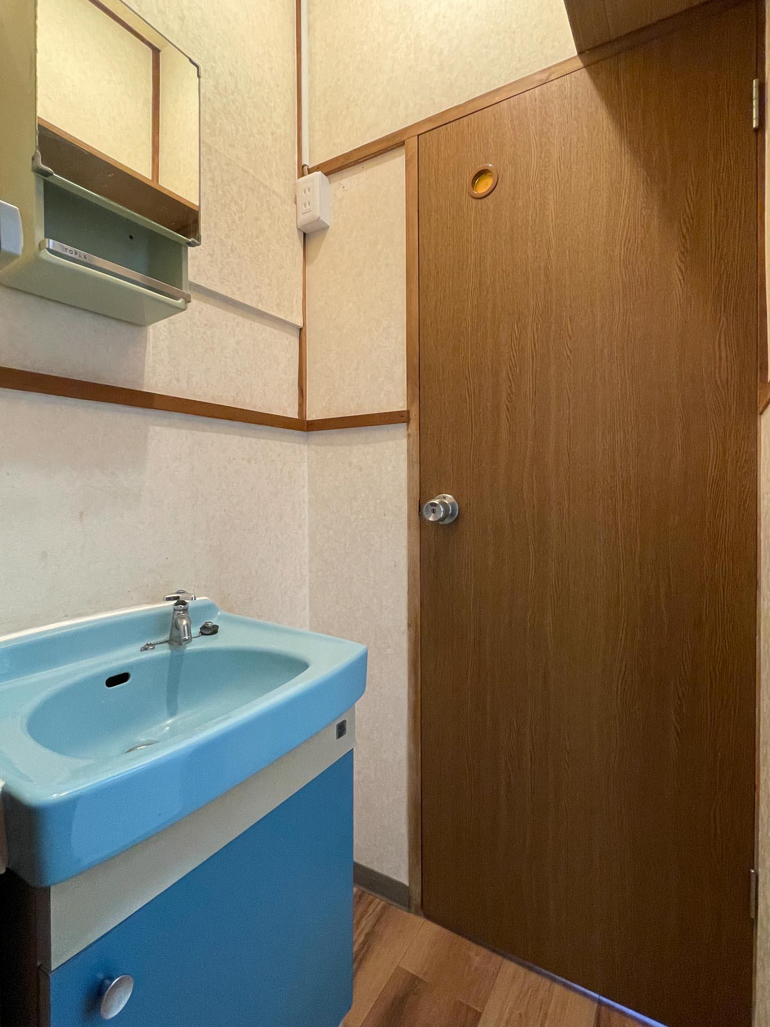 中野区本町の賃貸物件/1F：洗面所