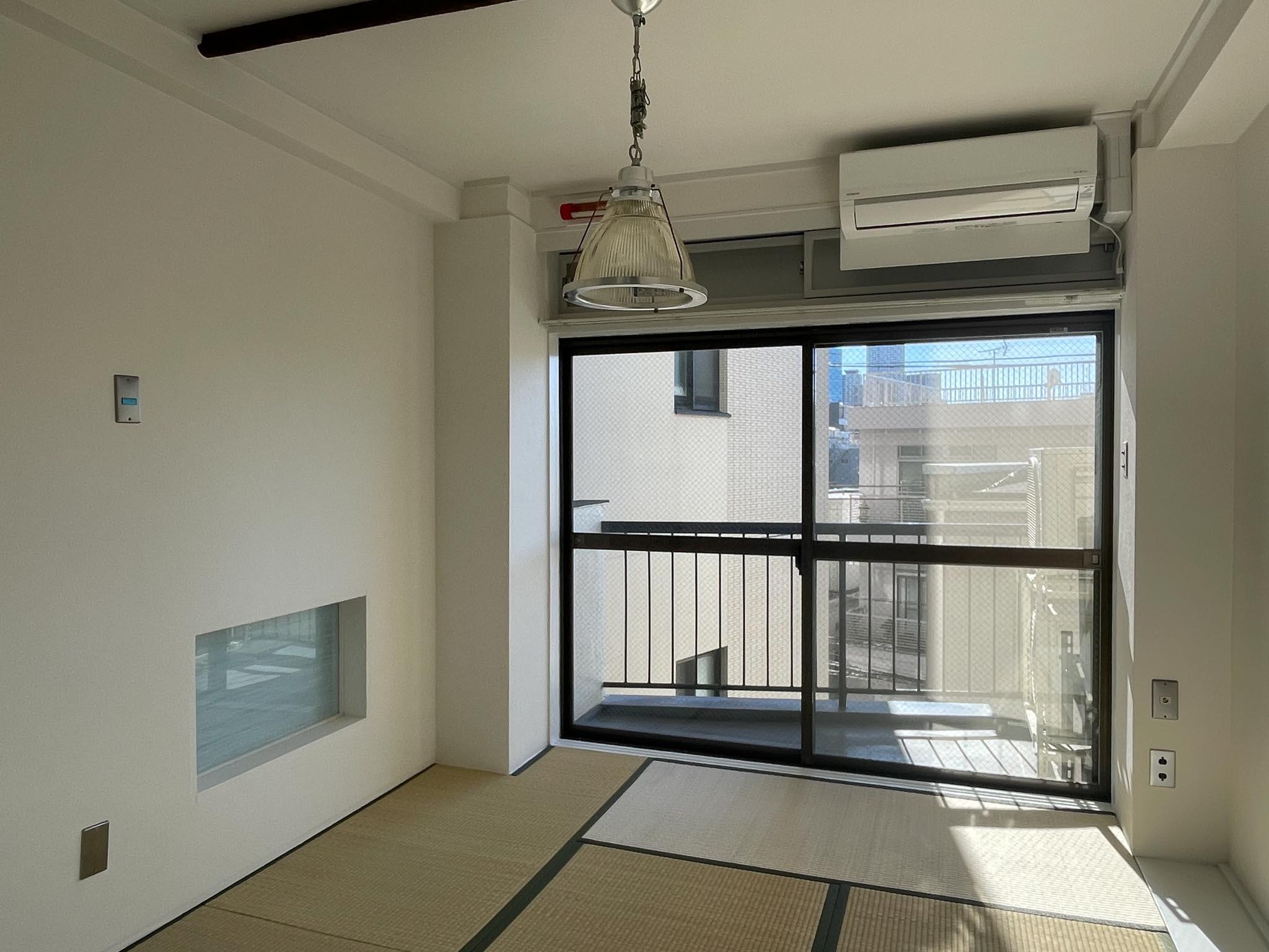 中野区東中野の賃貸物件/南側の部屋は和室。畳も比較的新しく状態がいい