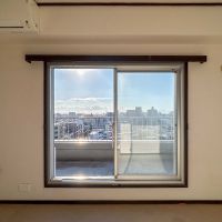 目黒区五本木の賃貸物件/西側の窓