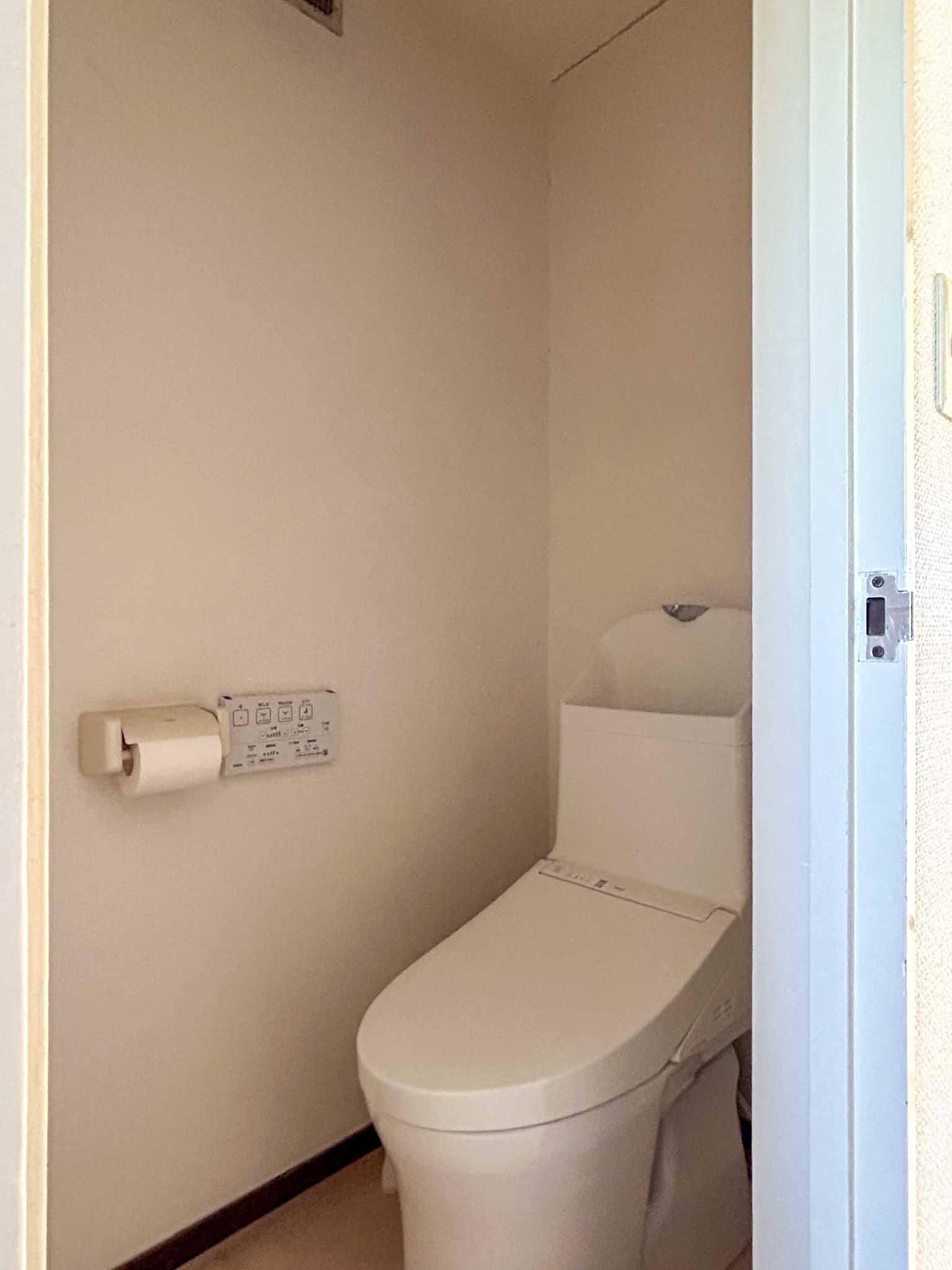 目黒区五本木の賃貸物件/ウォシュレットトイレ