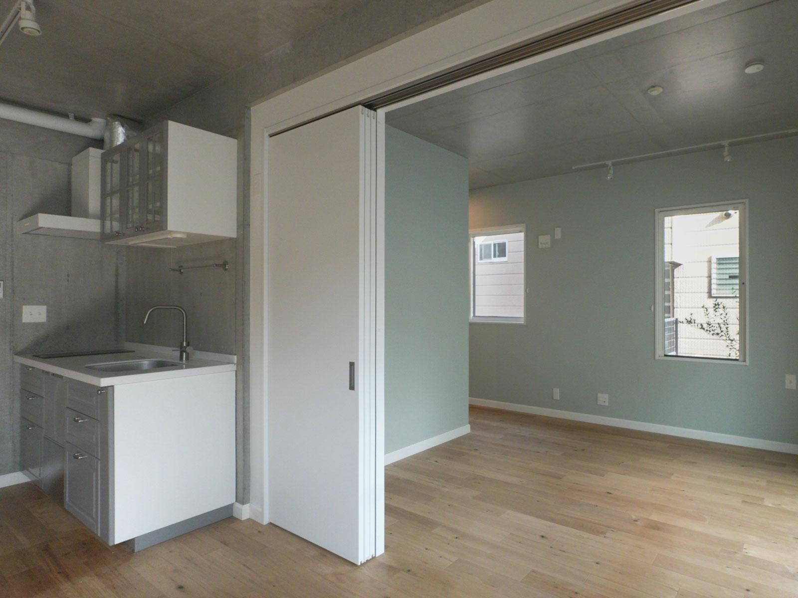 大田区北千束の賃貸物件/LDKと個室は引き戸で仕切ることも、繋げて広々使うこともできる