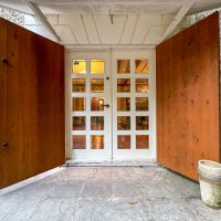 静岡県下田市白浜の売買物件/迫力のある玄関