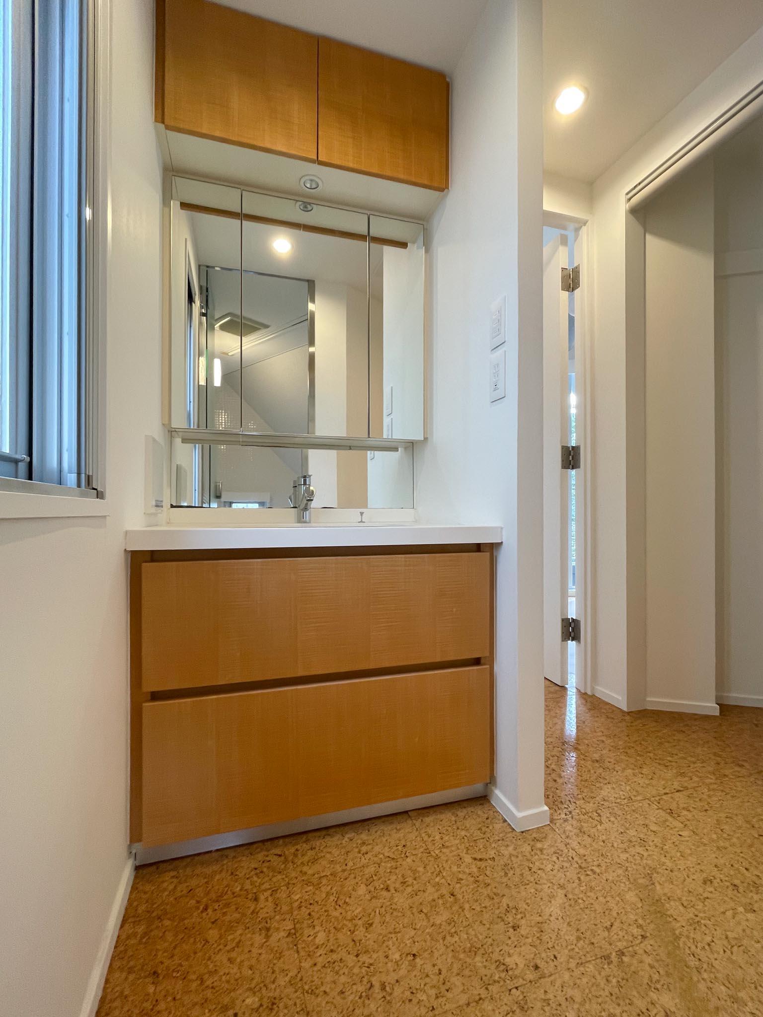 渋谷区千駄ヶ谷の賃貸物件/3F：洗面所