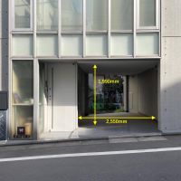 渋谷区千駄ヶ谷の賃貸物件/駐車スぺースは小型車限定のサイズ感です