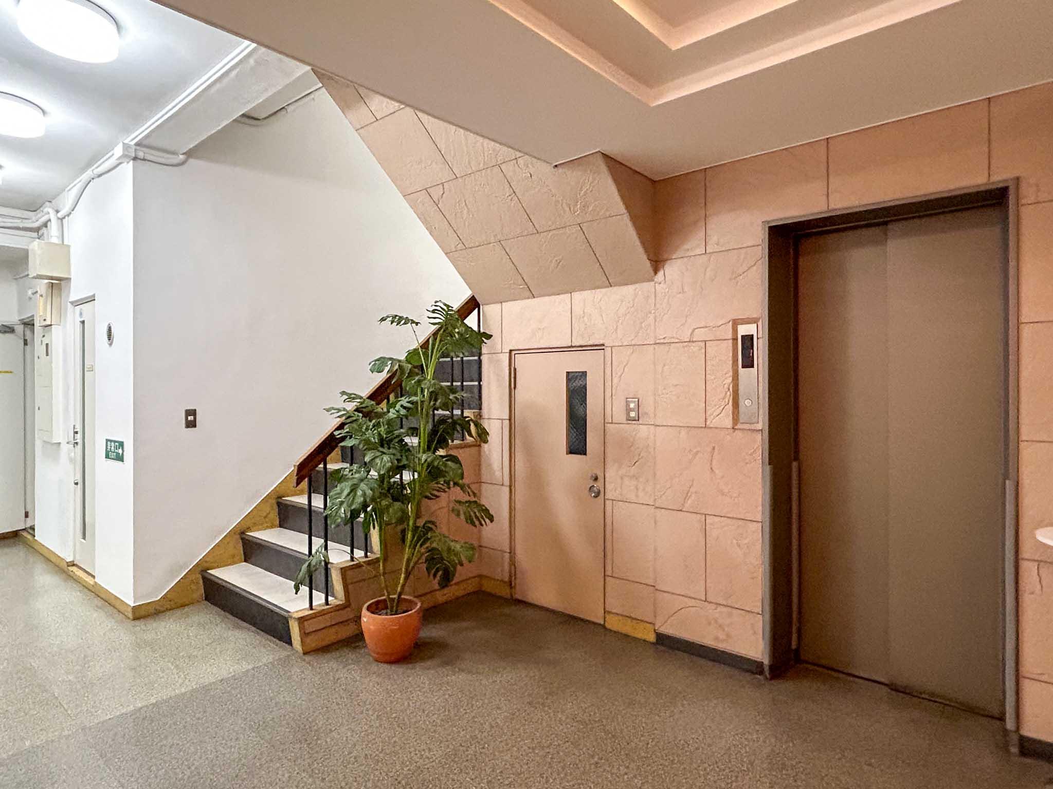 港区麻布台の賃貸物件/エントランスホール