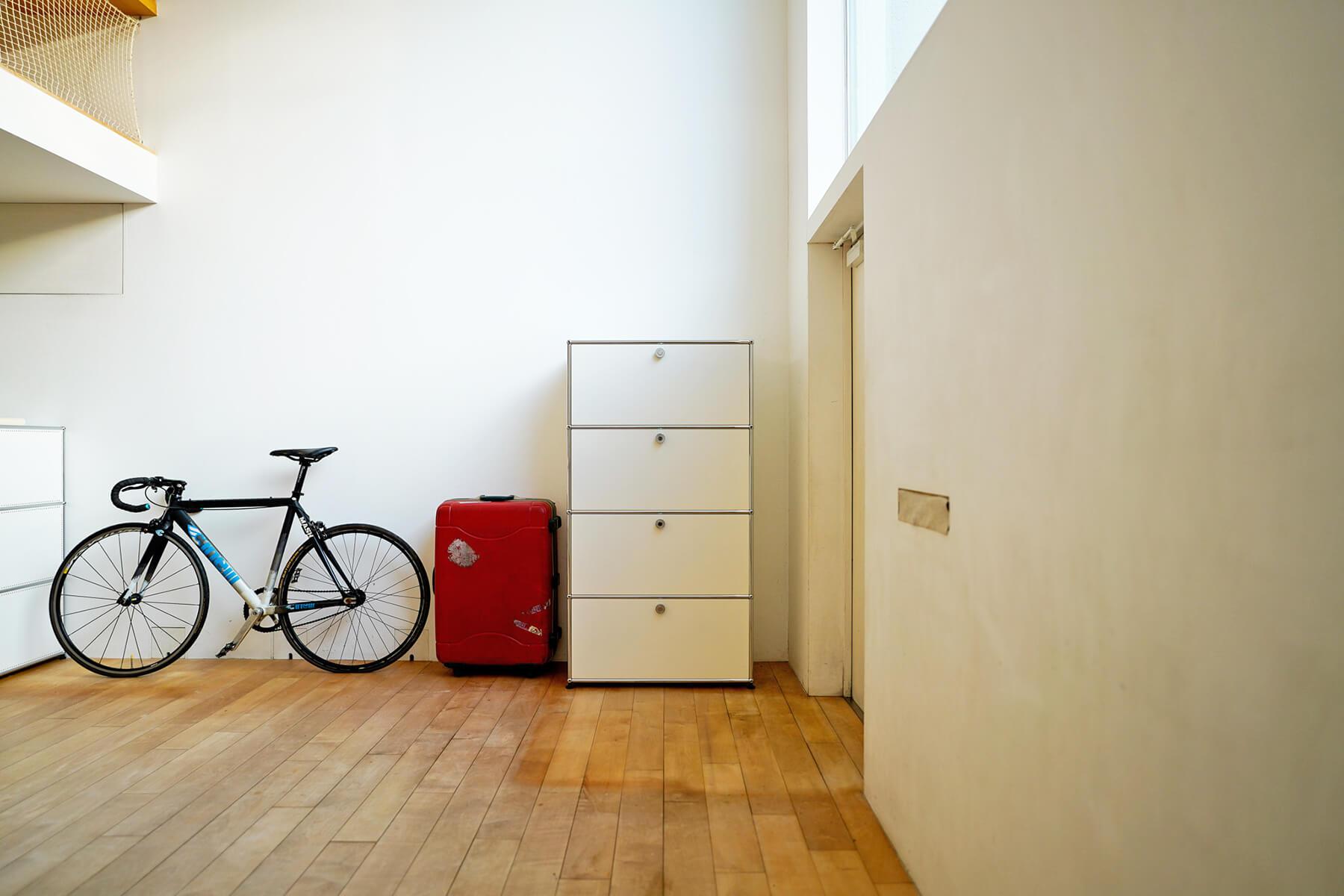 世田谷区深沢の売買物件/玄関の脇には靴の収納を置くと良さそう