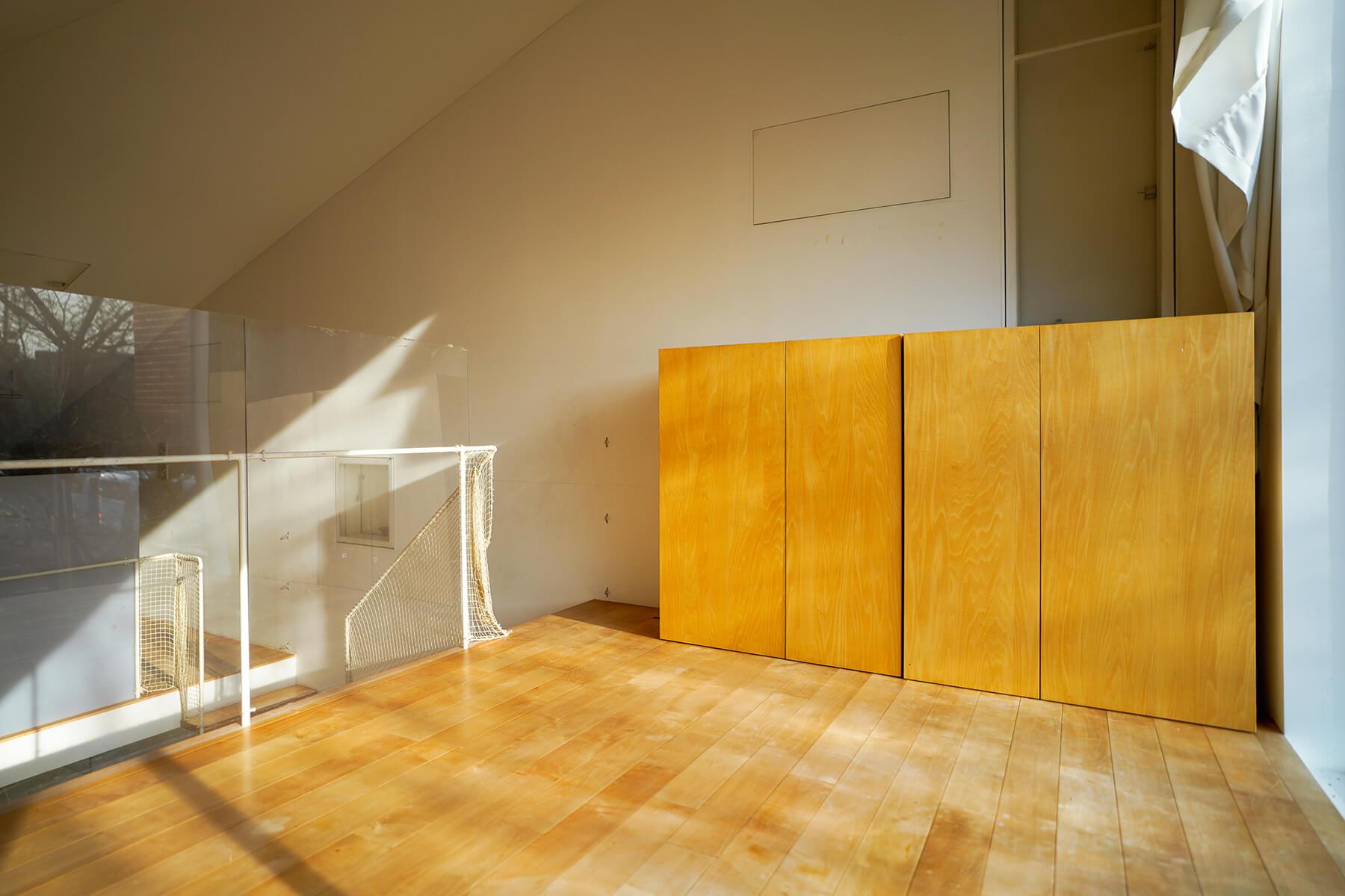 世田谷区深沢の売買物件/写真目の前の収納は動かすことが可能です