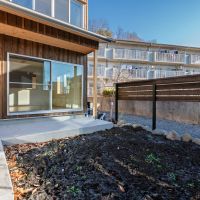 埼玉県所沢市上安松の賃貸物件/A-2：L字の庭コンクリートテラスの内側に畑