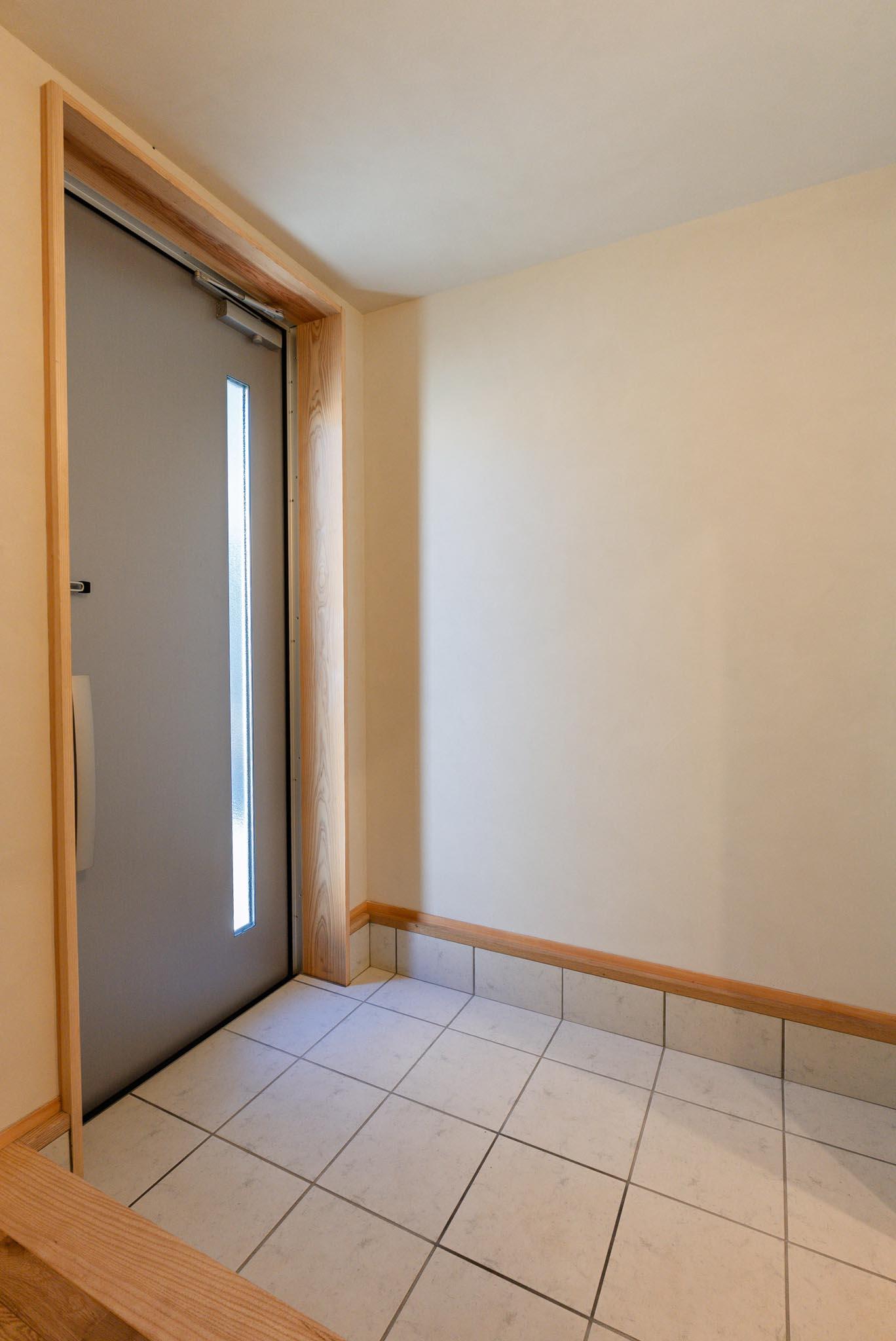 埼玉県所沢市上安松の賃貸物件/A-2：玄関