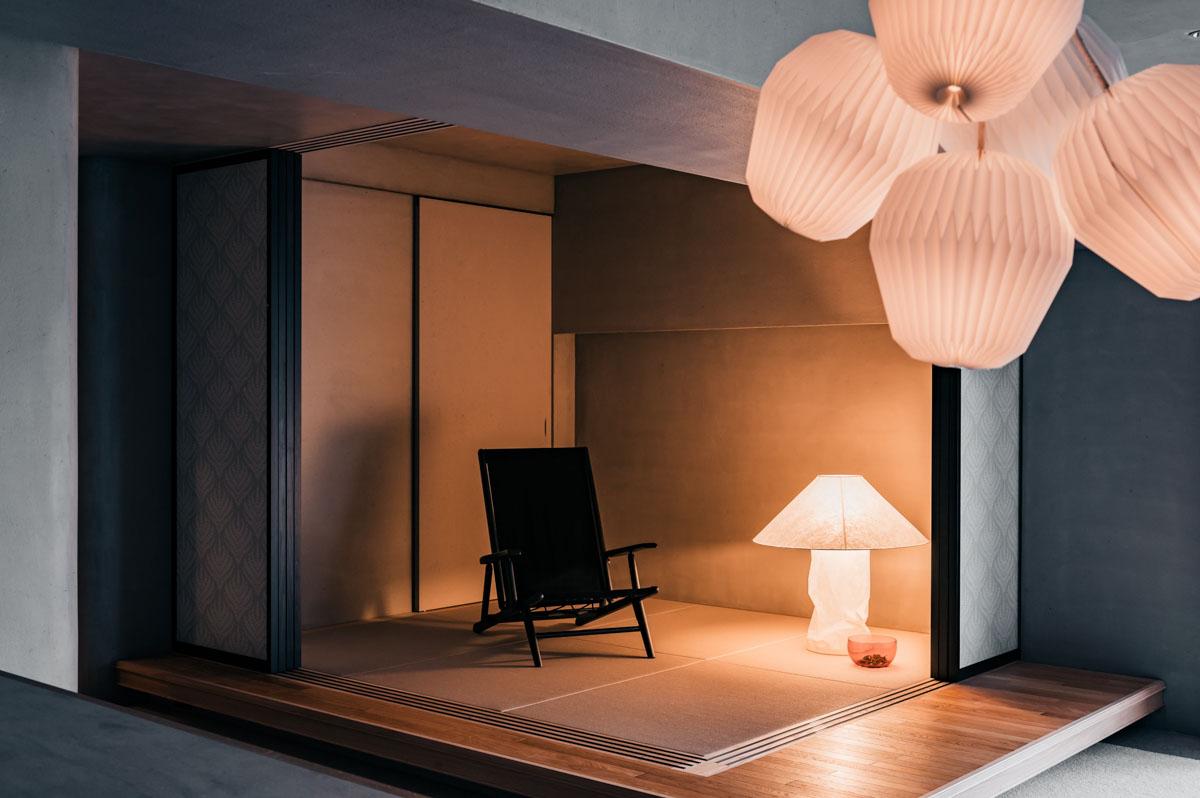 渋谷区代々木の売買物件/和室は小上がりにすることで縁側のような、面白いスペースが生まれています