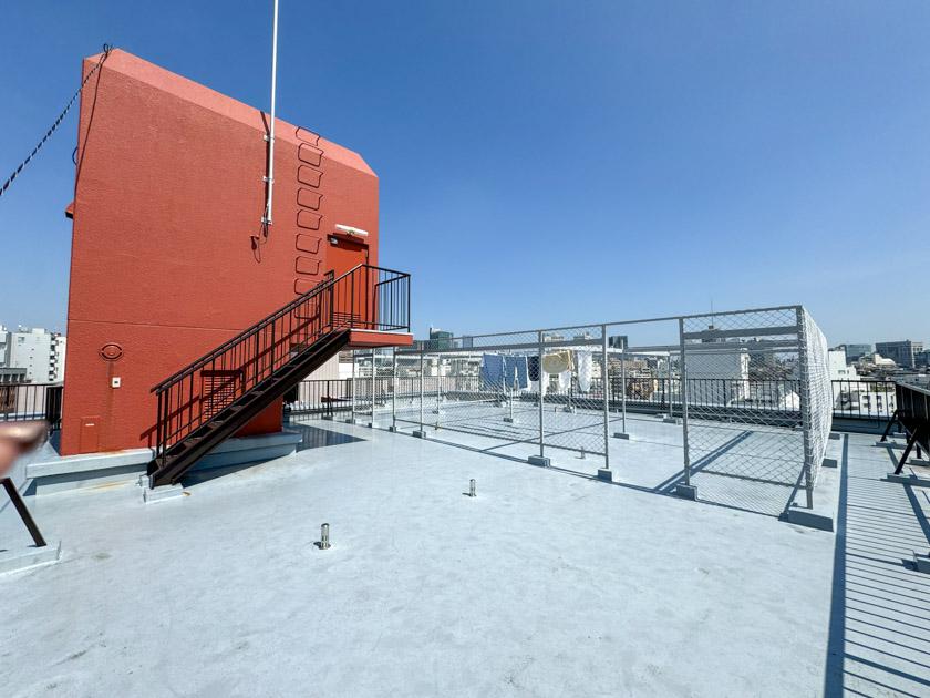 渋谷区神宮前の賃貸物件/洗濯物も干せる屋上