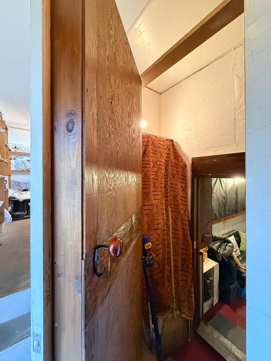 八王子市七国の売買物件/分厚い扉でしっかり区画された防音室