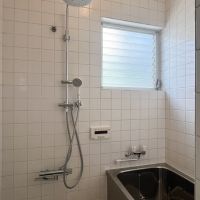 神奈川県藤沢市辻堂東海岸の賃貸物件/従来の古い浴室を、素敵なシャワールームへ改装