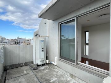 世田谷区太子堂の賃貸物件/階段の先に待つ特等席