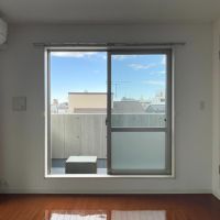 世田谷区太子堂の賃貸物件/周囲に高い建物がないので、下階でも空がしっかり見えます