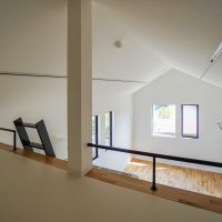 埼玉県川越市郭町の賃貸物件/ROOM2：ロフトから室内全体をみる