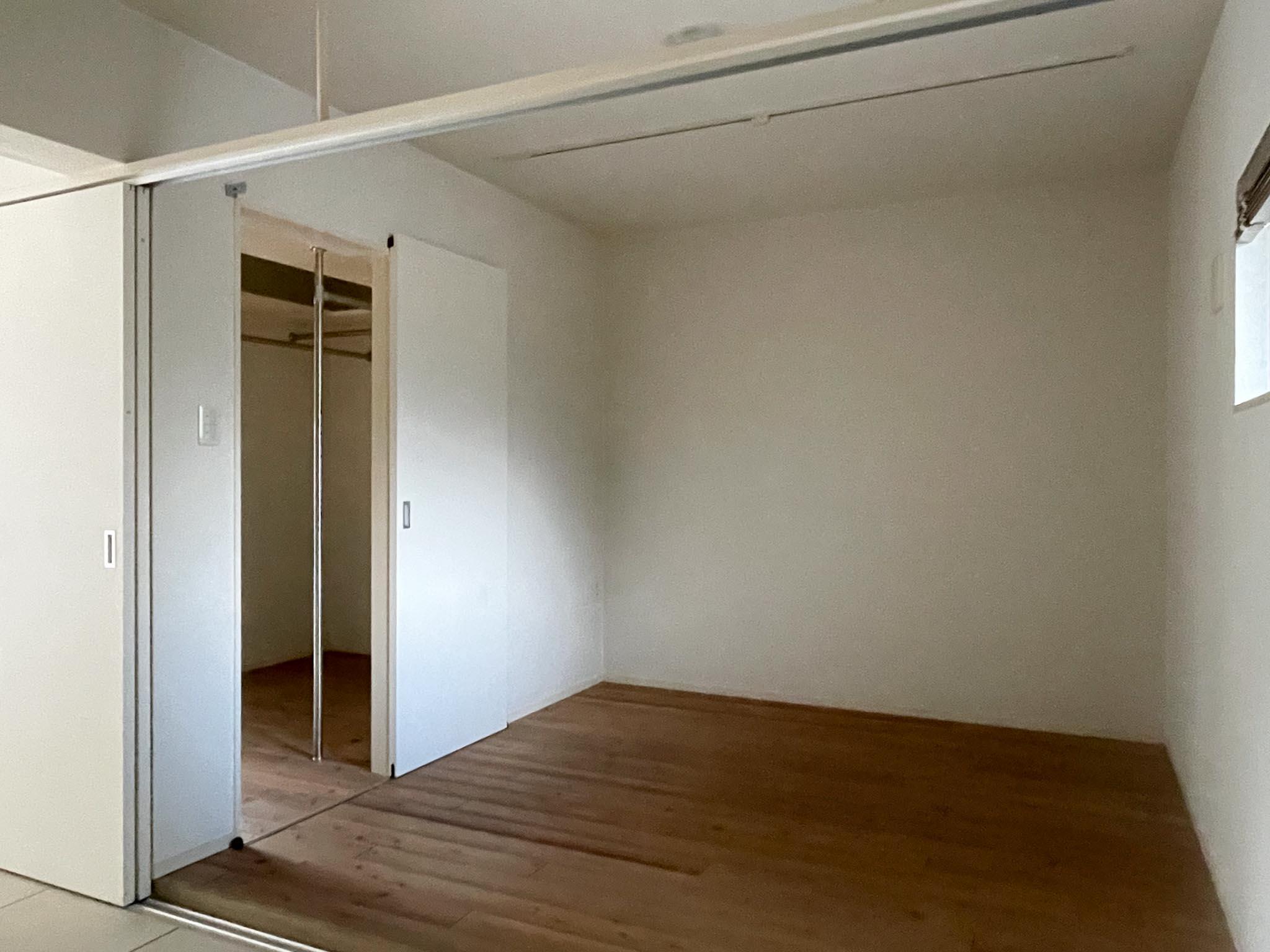 杉並区浜田山の賃貸物件/北側、4.33畳洋室：こちらも引き戸で区切ることができます