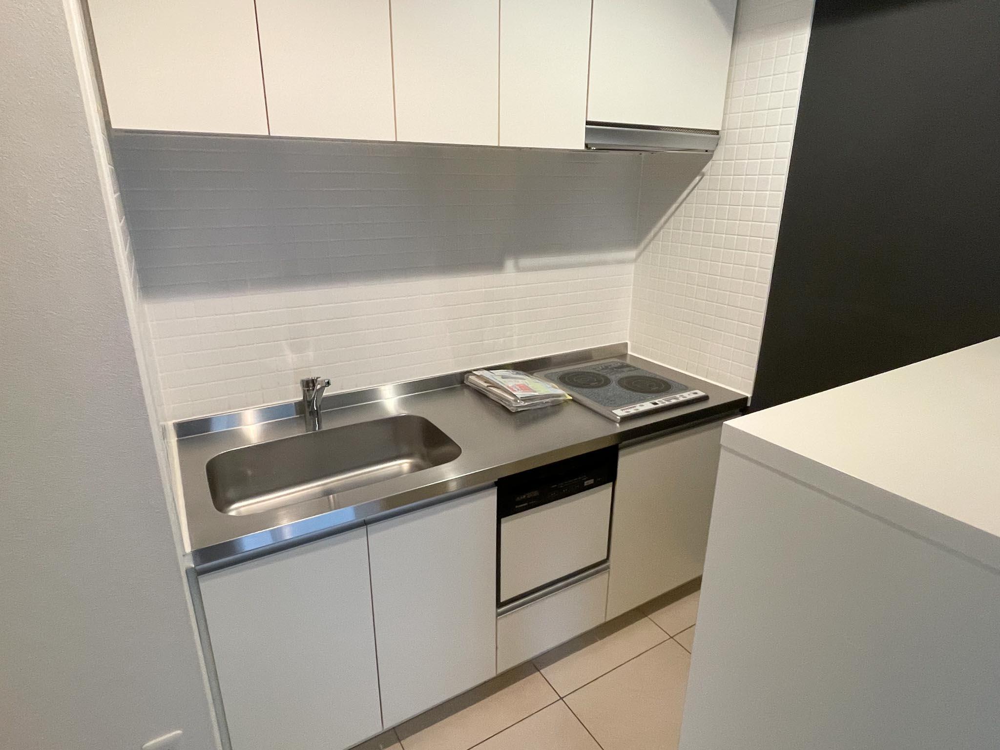 杉並区浜田山の賃貸物件/IHコンロのキッチン。食洗機もあります