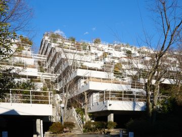 川崎市麻生区高石の売買物件/斜面の魔術師見参！