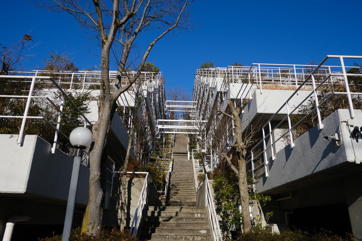 川崎市麻生区高石の売買物件/この景色が見れるなら階段も苦ではないはず