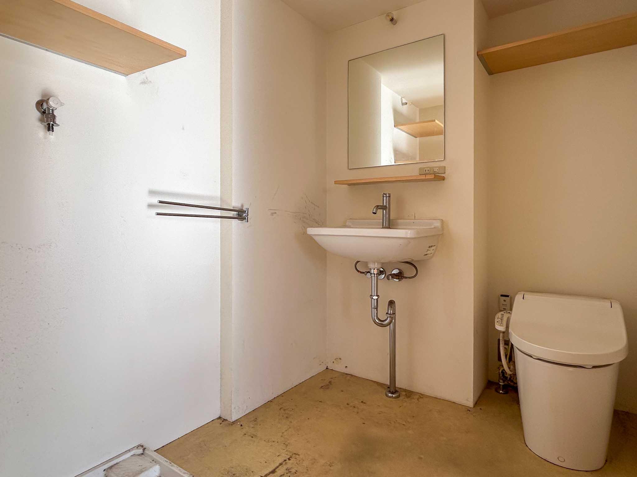 川崎市高津区溝口の賃貸物件/洗面脱衣室とトイレ