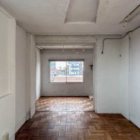 世田谷区瀬田の賃貸物件/洋室からダイニング側をみる