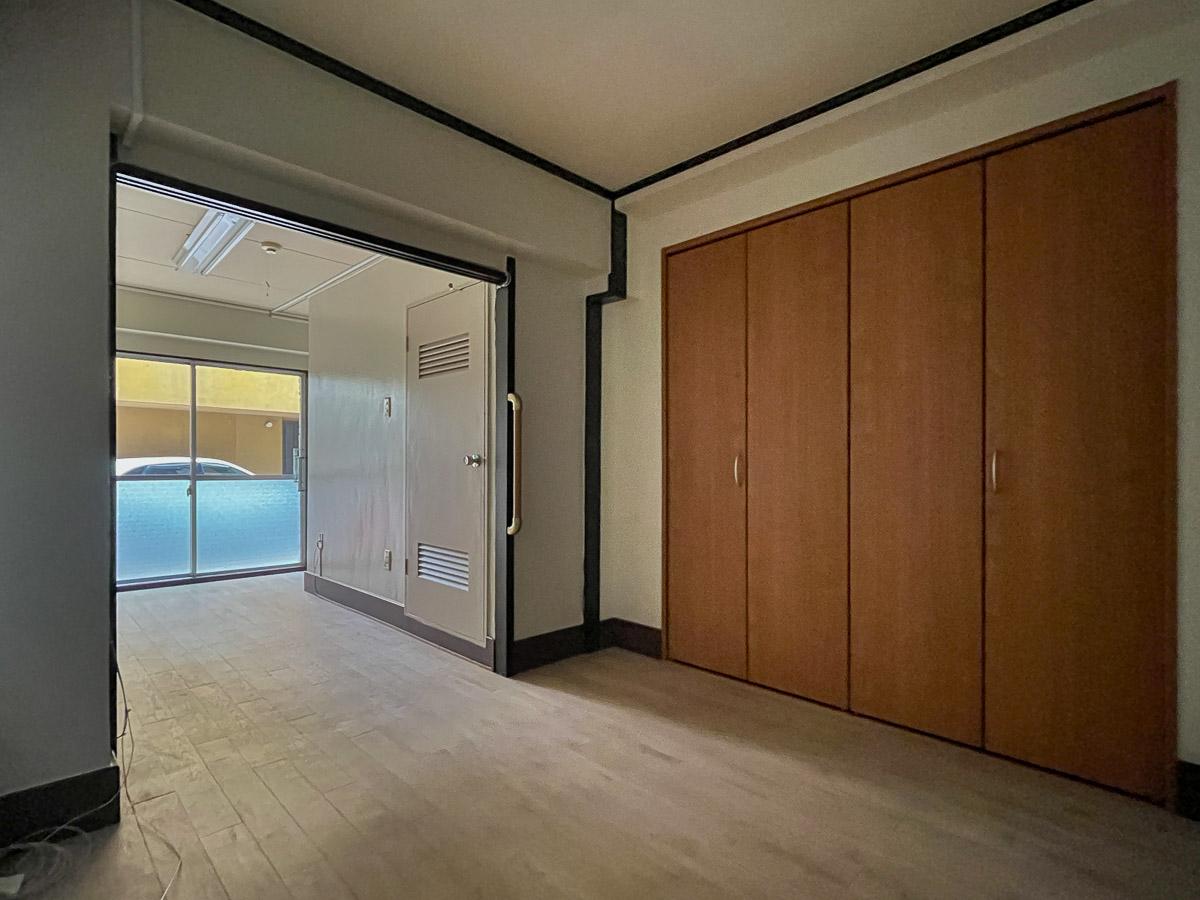 渋谷区富ヶ谷の賃貸物件/奥から見た室内