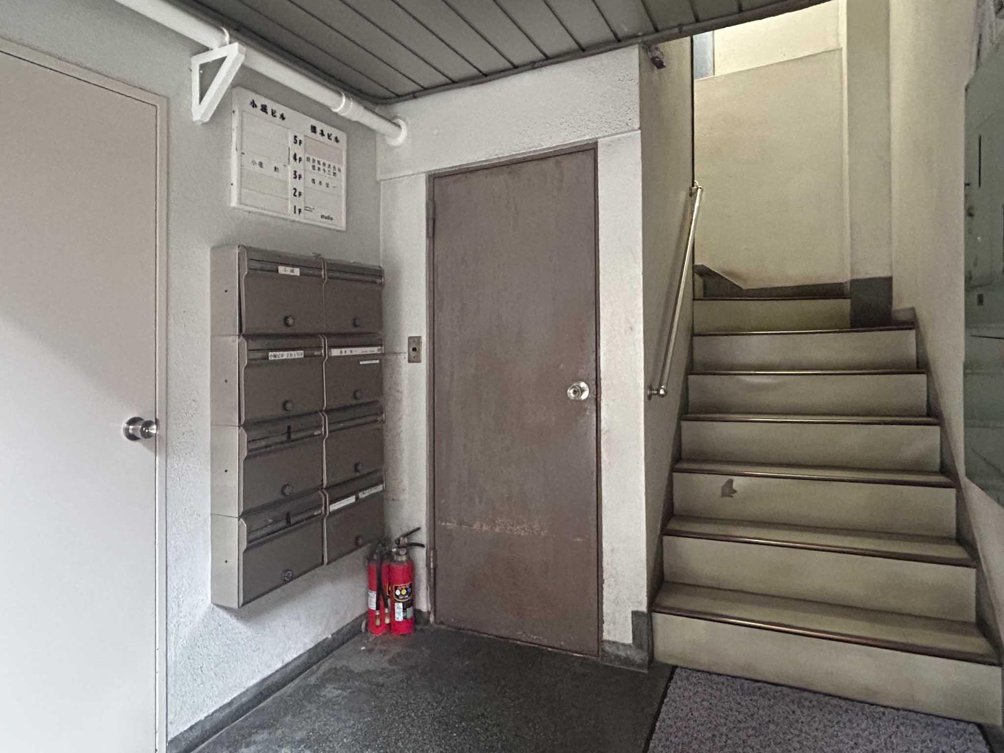 中央区日本橋浜町の賃貸物件/エントランス。エレベーターはありません