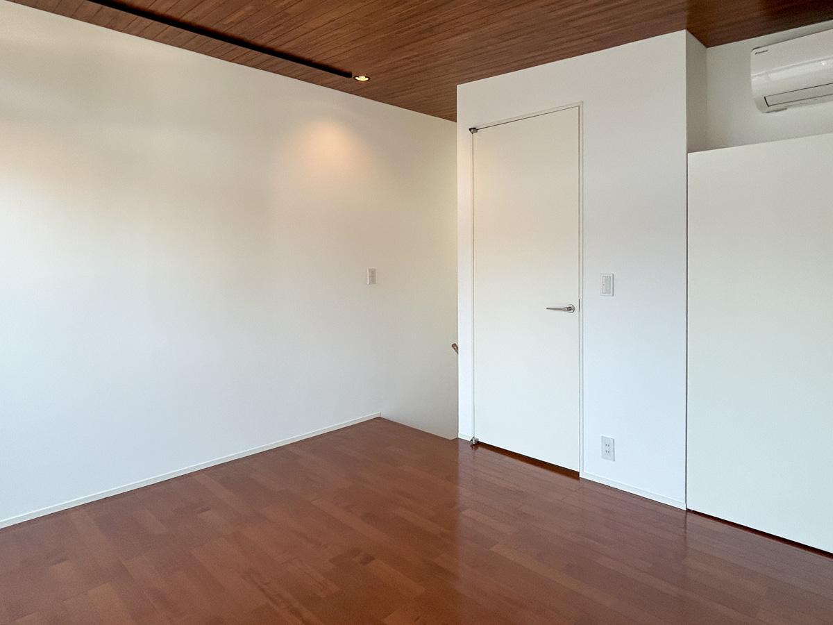 杉並区西荻南の賃貸物件/2階：寝室別角度から