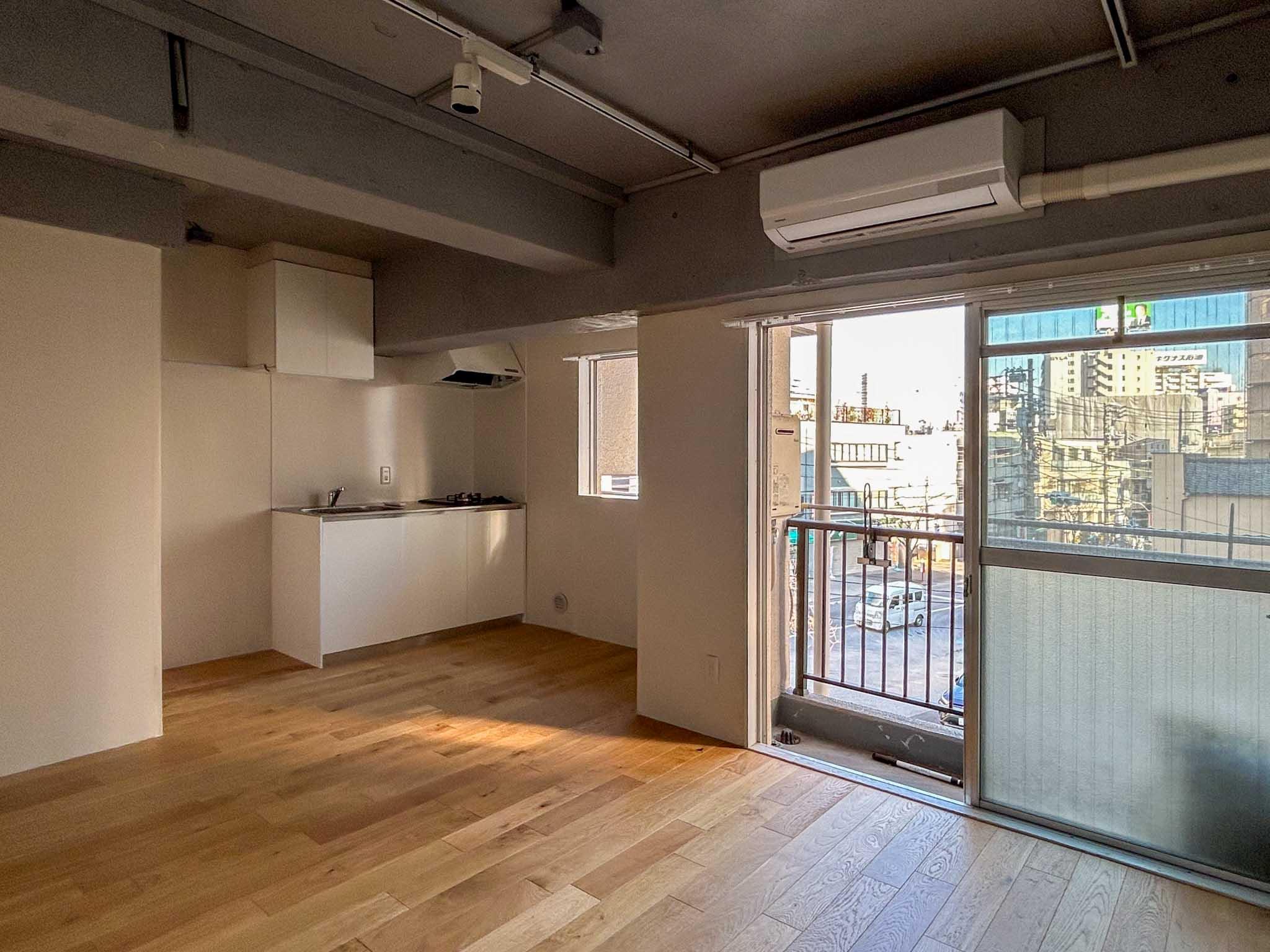 世田谷区新町の賃貸物件/雁行した形のワンルーム