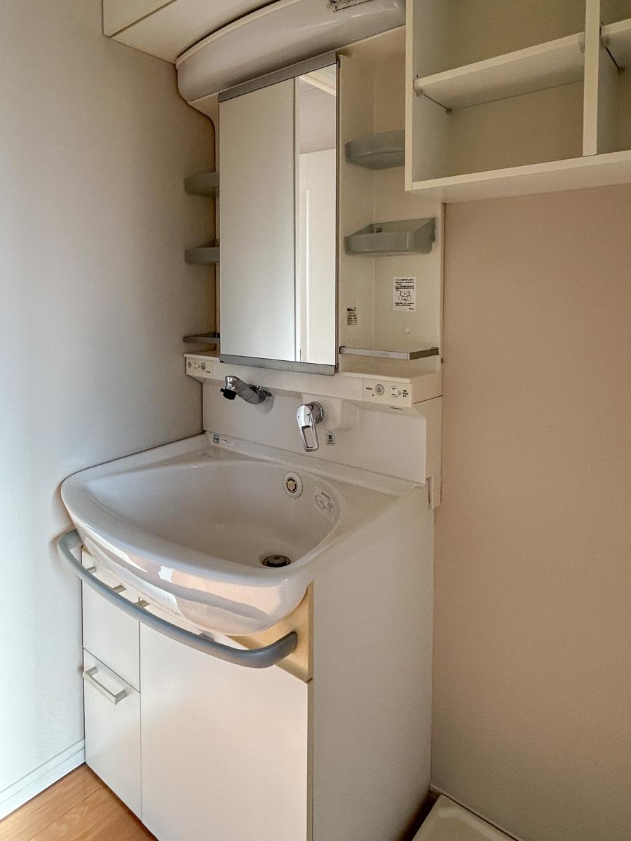 世田谷区弦巻の賃貸物件/洗面台