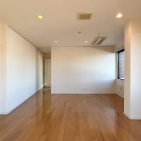 世田谷区弦巻の賃貸物件/リビング別角度から