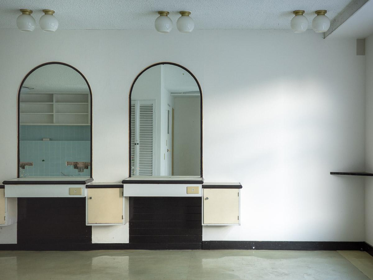 武蔵野市吉祥寺北町の賃貸物件/淡いブルーに染まった空間