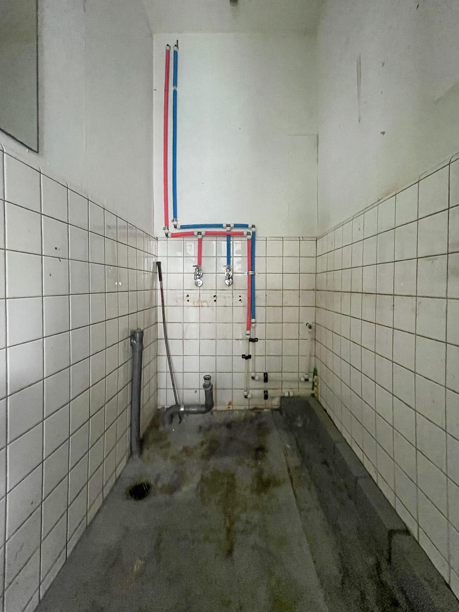 武蔵野市吉祥寺北町の賃貸物件/トイレスペース。新たに設置が必要です