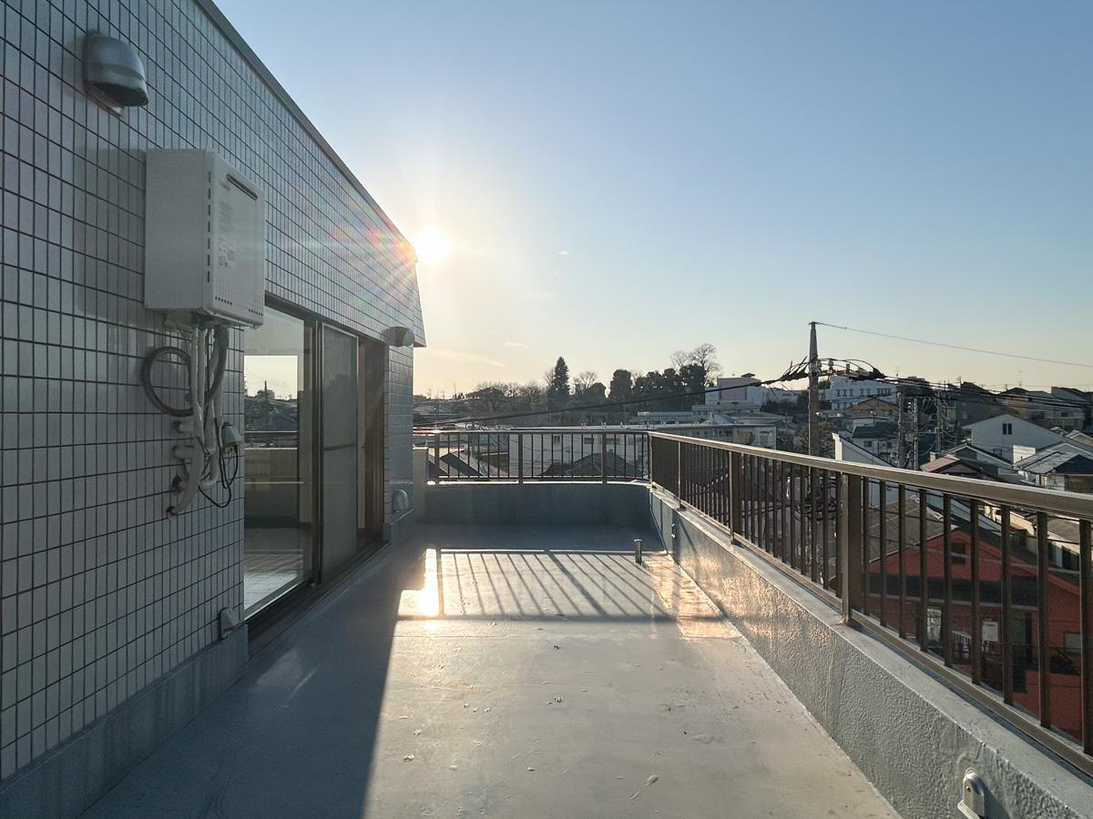 大田区久ヶ原の賃貸物件/バルコニー別角度から