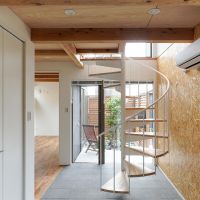 静岡県三島市西本町の賃貸物件/C棟：土間から入口方向を見た写真。土間は事務所やお店的な用途にも活用可能です