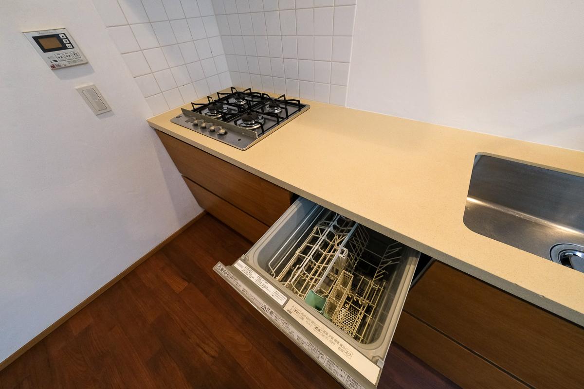 目黒区祐天寺の賃貸物件/キッチン。食洗機も付いてます