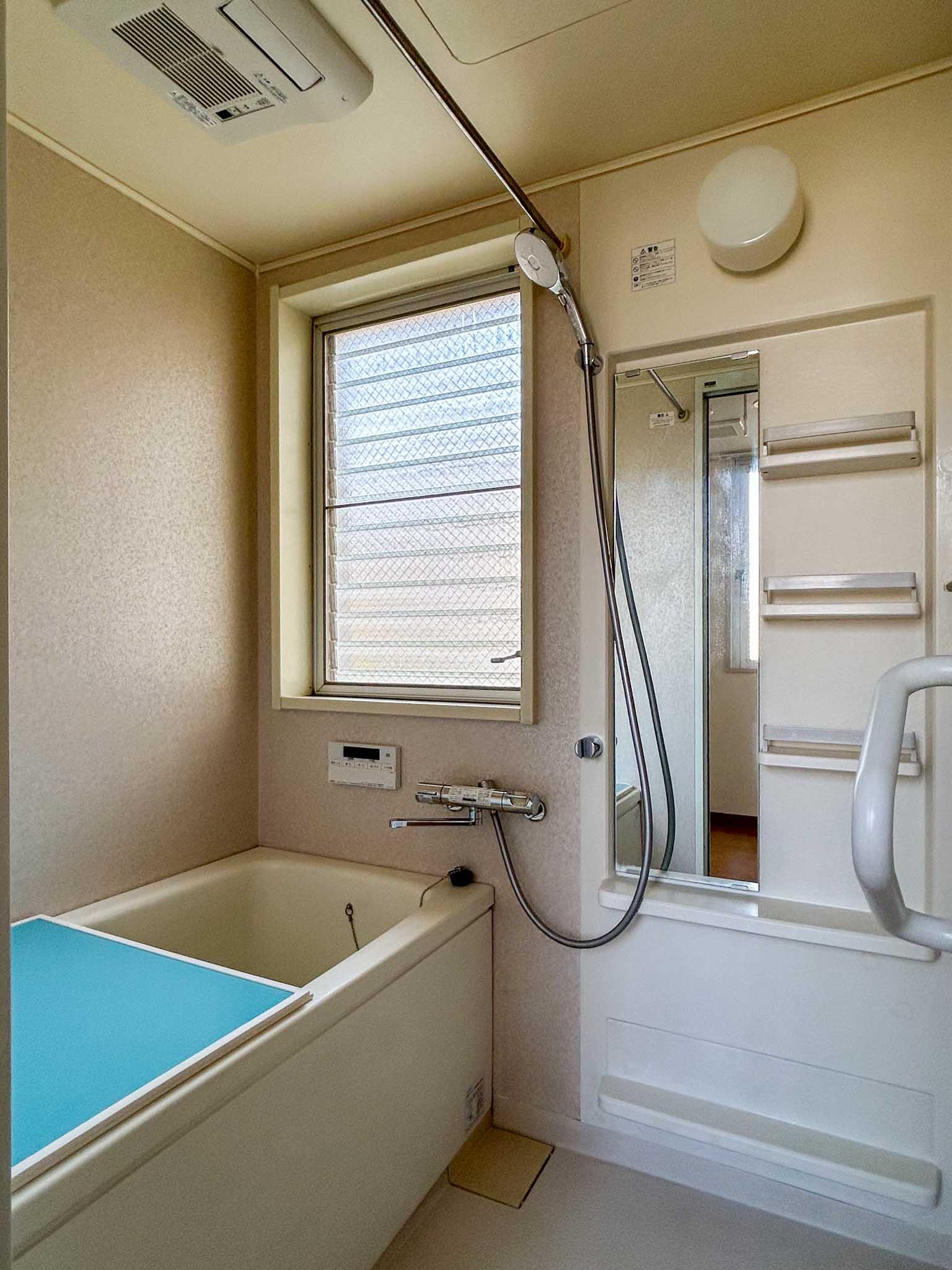 目黒区柿の木坂の賃貸物件/浴室。追いだき、浴室乾燥機付き