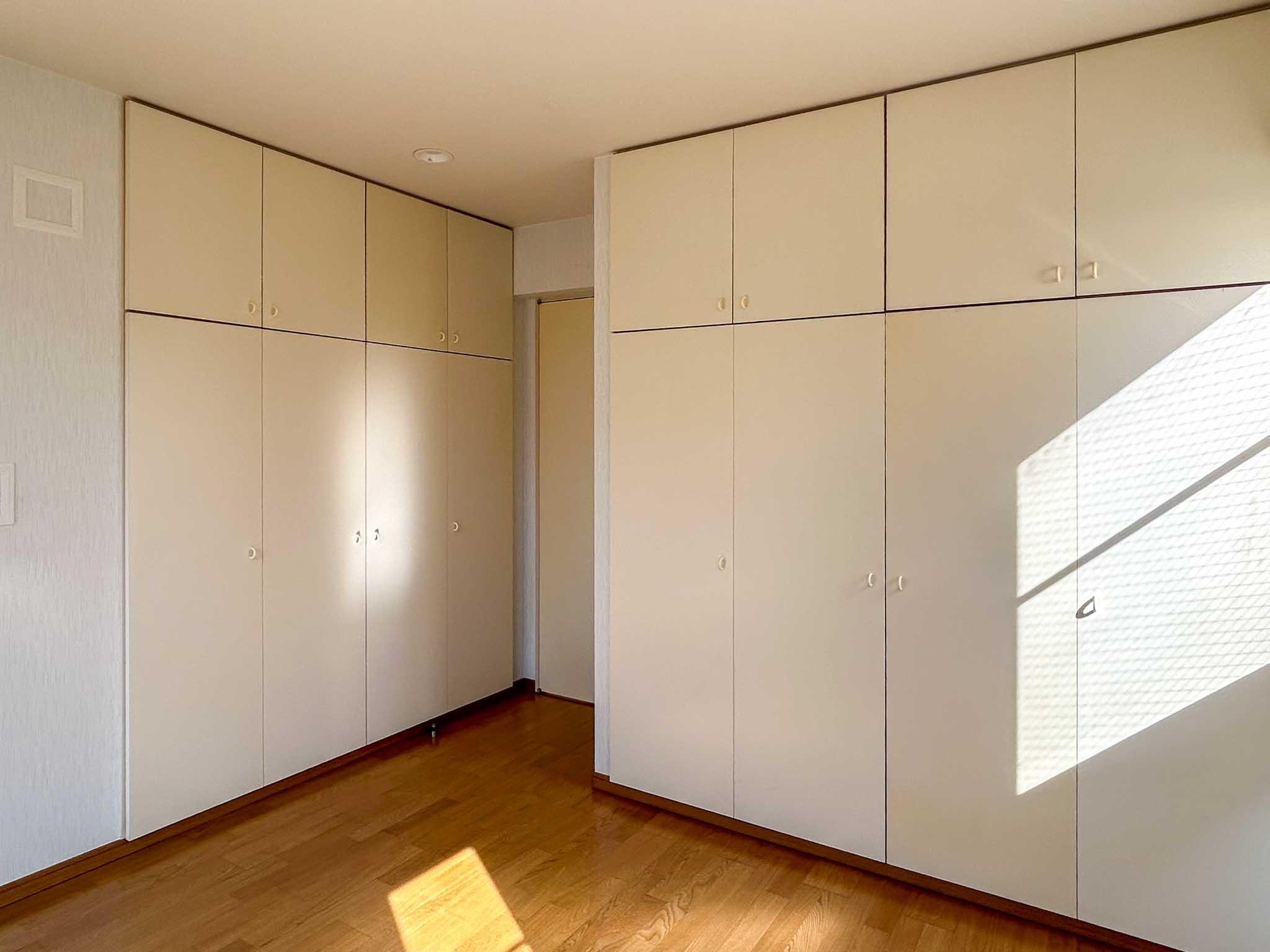 目黒区柿の木坂の賃貸物件/6.4帖ほどの洋室