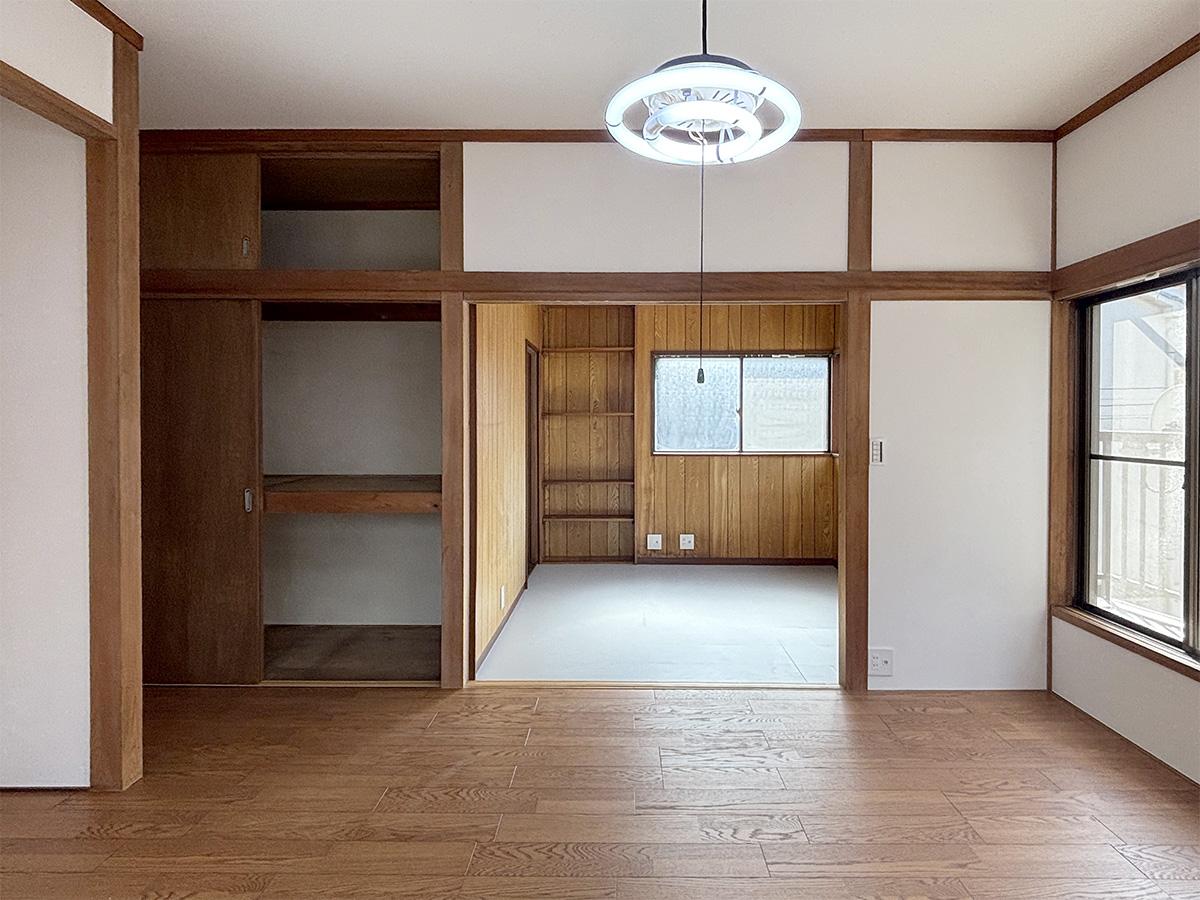 荒川区東尾久の賃貸物件/2階洋室は二間続き。収納たっぷりです